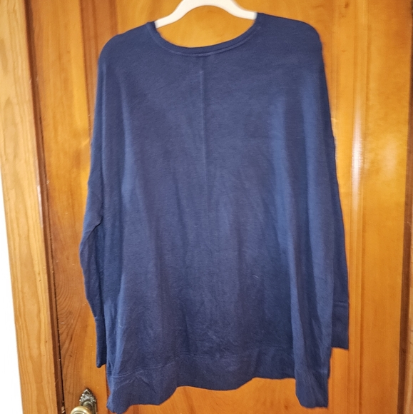 Time & True Sweatshirt - Picture 3 of 4